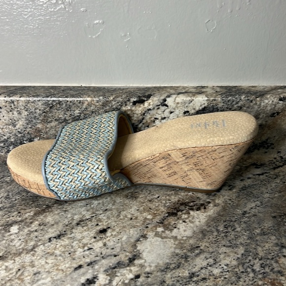 Reba wedge open toe and open heel sandals for women. Size 8 - Picture 5 of 11